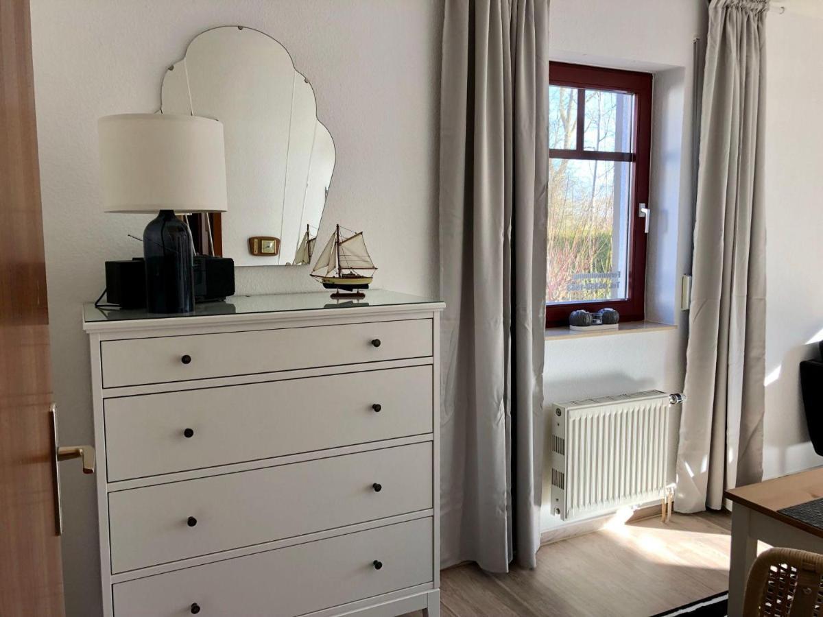Ferienwohnung-Klaus-Stoertebeker-Mit-Sonnenterrasse-Garten-Zwischen-Strand-Wald-Und-Wiese Gustow  Esterno foto