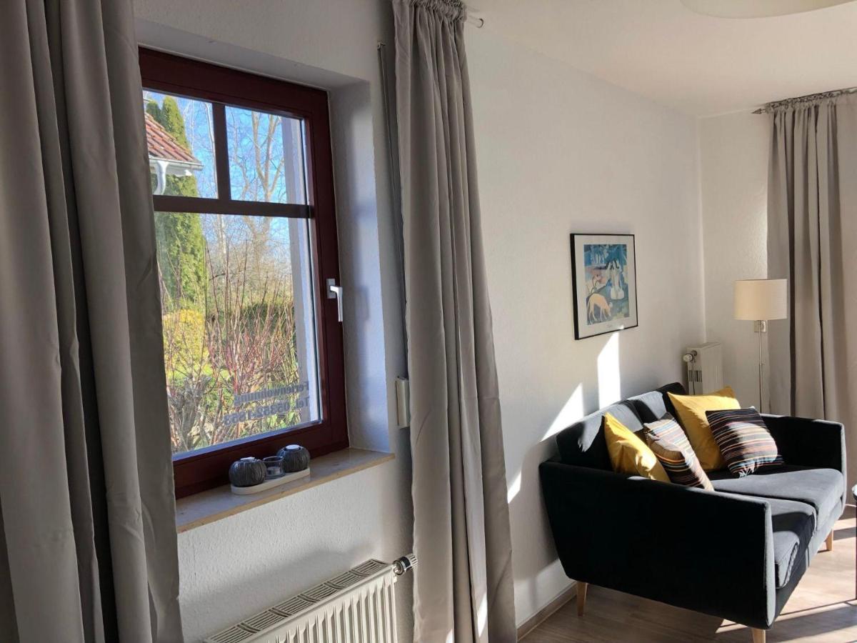 Ferienwohnung-Klaus-Stoertebeker-Mit-Sonnenterrasse-Garten-Zwischen-Strand-Wald-Und-Wiese Gustow  Esterno foto